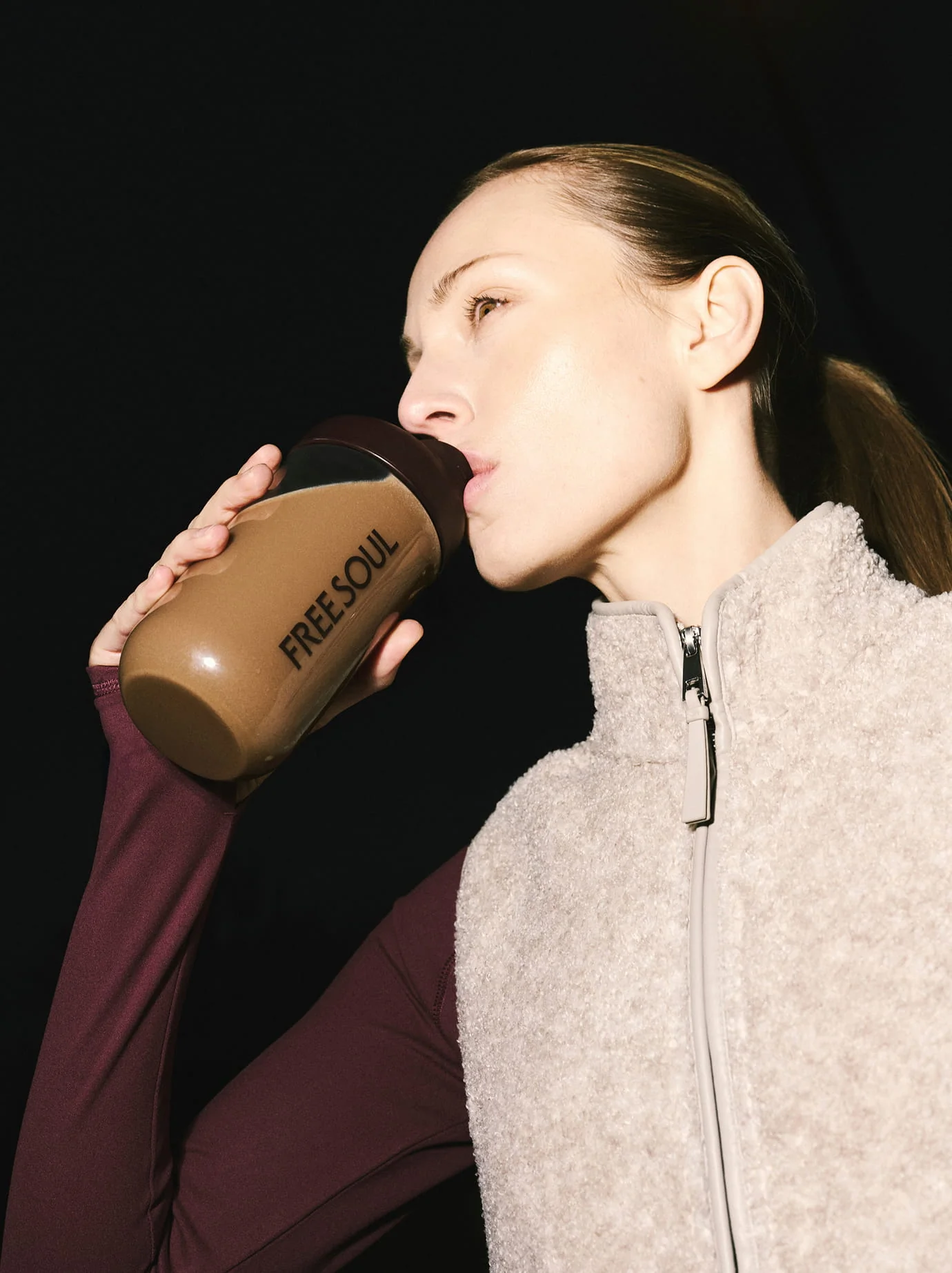Premium Plastic Shaker - Image 4